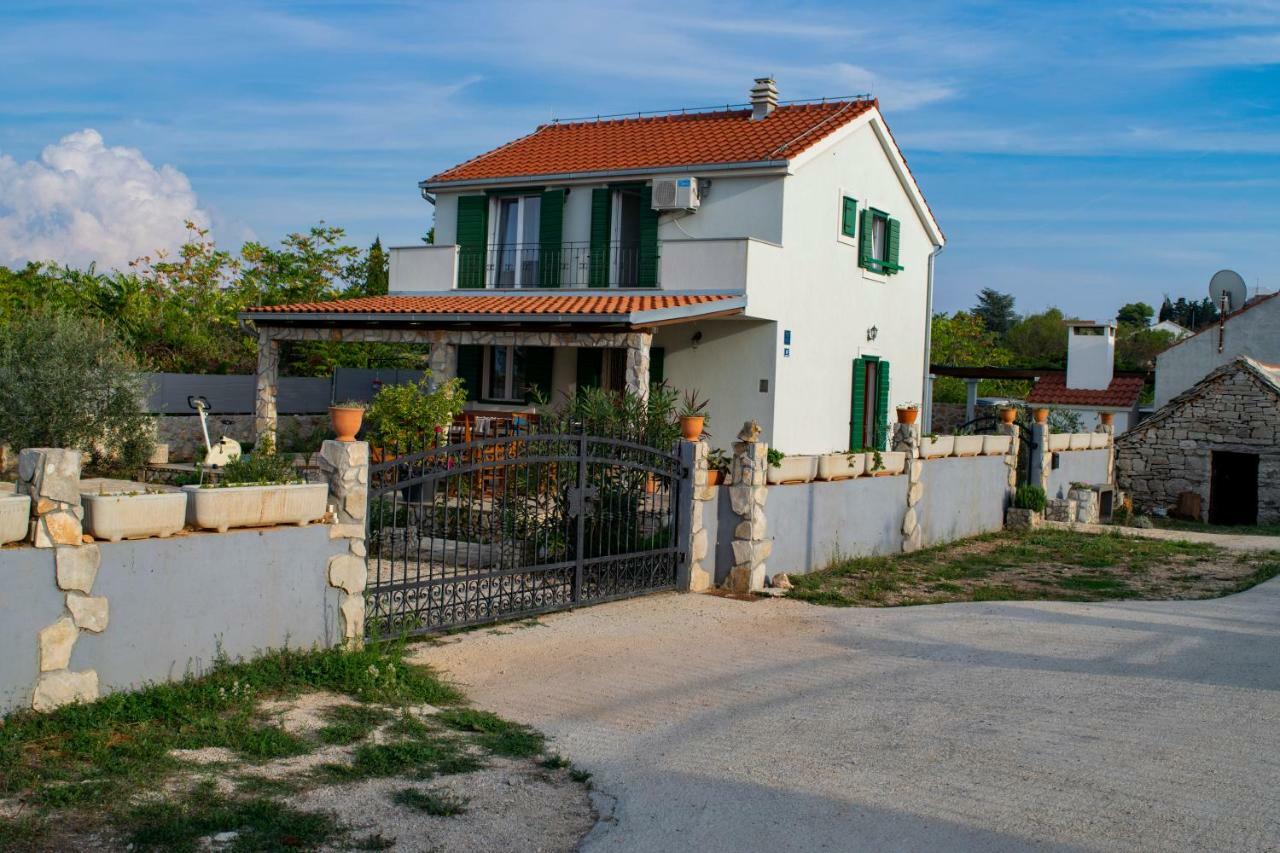 Villa Kuca Za Odmor Dijana Gornje Selo Exterior foto