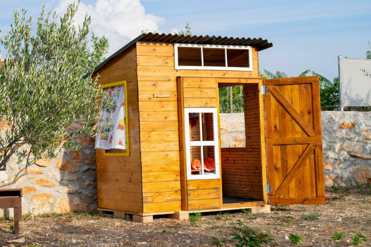 Villa Kuca Za Odmor Dijana Gornje Selo Exterior foto