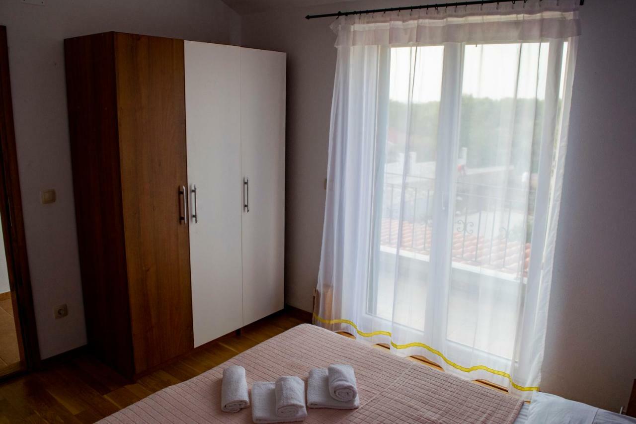 Villa Kuca Za Odmor Dijana Gornje Selo Exterior foto
