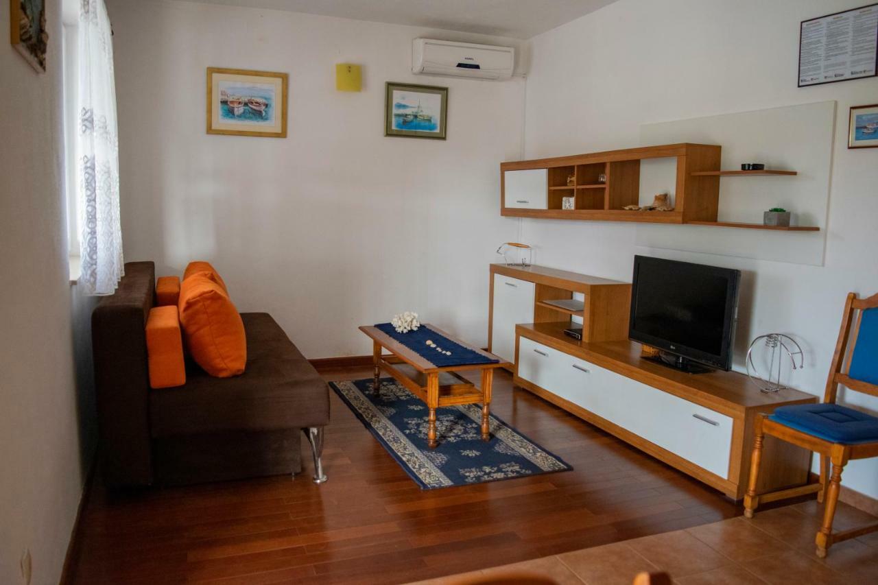 Villa Kuca Za Odmor Dijana Gornje Selo Exterior foto